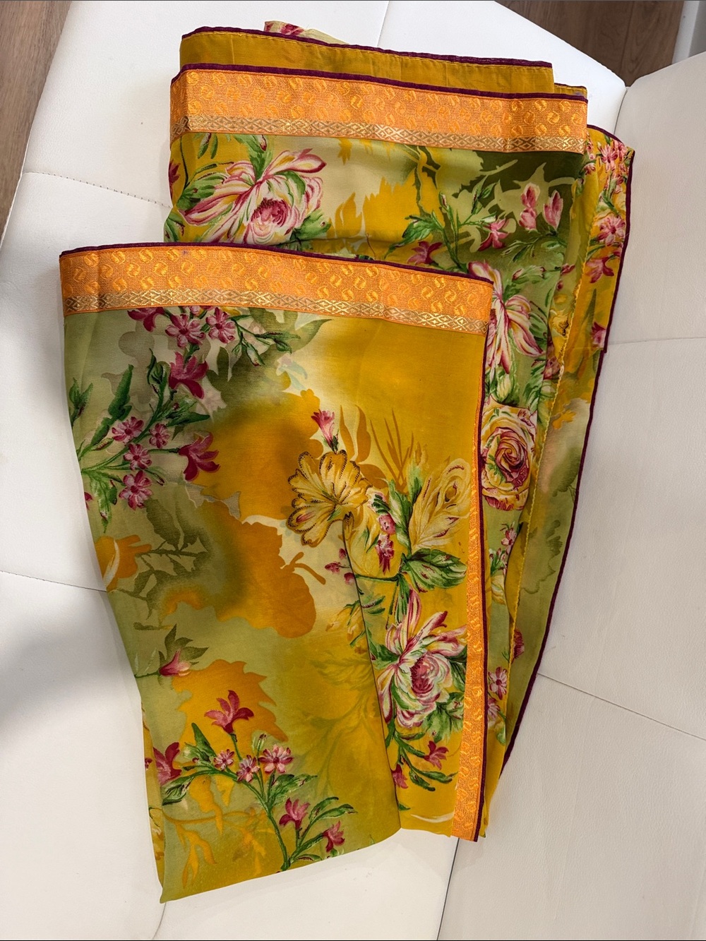 Floral Chiffon Blend Yellow Saree